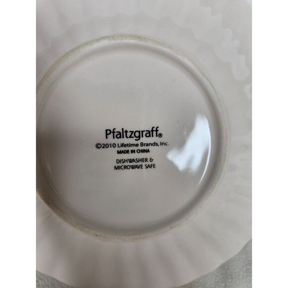 Pfaltzgraff Cupcake Plates 2010 Set of Four Party Fancy Birthday - Picture 2 of 6